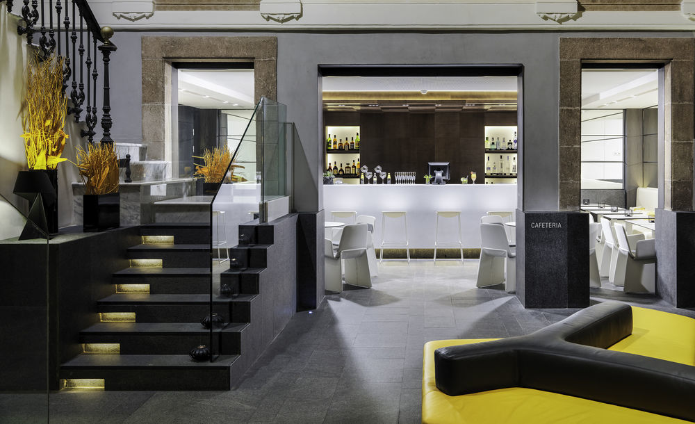 H10 Urquinaona Plaza (Adults Only) Hotel Barcelona Exterior photo